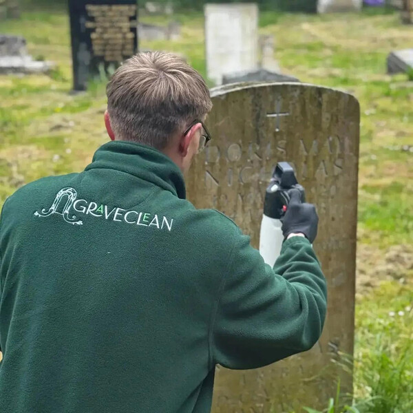 GraveClean